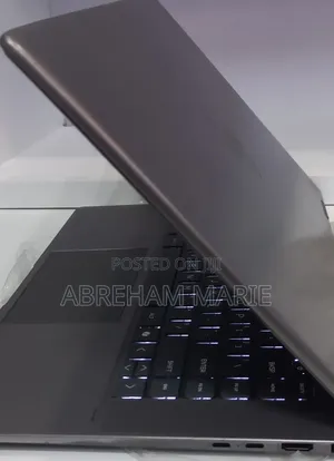 New Laptop HP Envy 15 16GB Intel Core i7 SSD 512GB