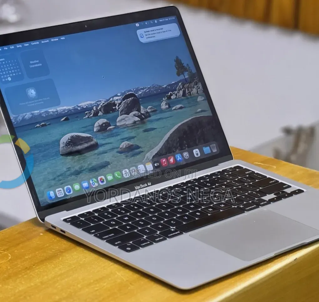 New Laptop Apple MacBook Air 2020 M1 8GB Apple M1 SSD 256GB