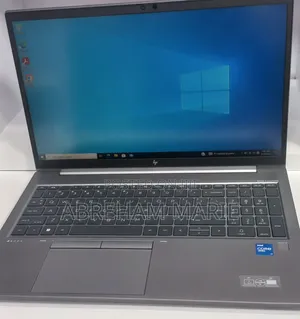 New Laptop HP ZBook Firefly G8 16GB Intel Core i7 SSD 512GB
