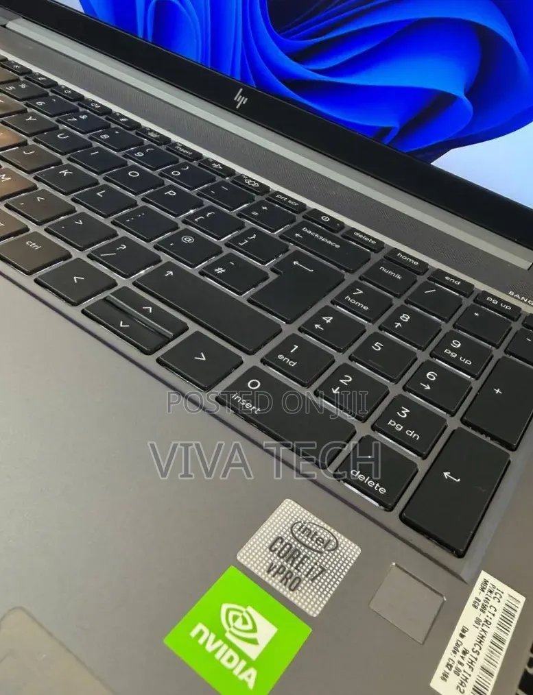 New Laptop HP ZBook Firefly 15 G7 16GB Intel Core i7 SSD 512GB