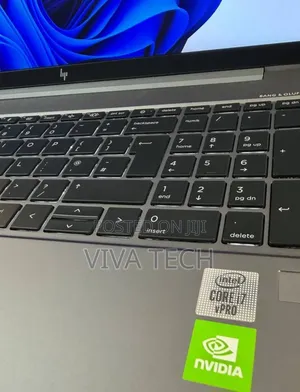 New Laptop HP ZBook Firefly 15 G7 16GB Intel Core i7 SSD 512GB