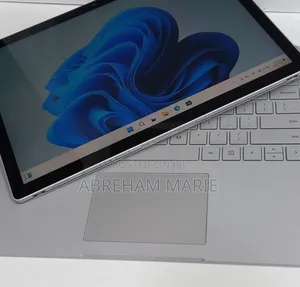 New Laptop Microsoft Surface Book 2 16GB Intel Core i7 SSD 512GB