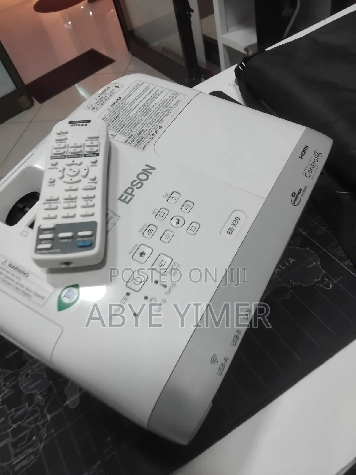 1BRAND NEW EPSON Projector 
Has Remote 
Model Name: EB-x39