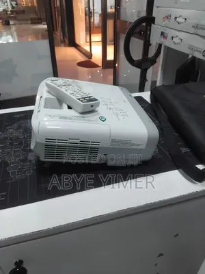1BRAND NEW EPSON Projector 
Has Remote 
Model Name: EB-x39