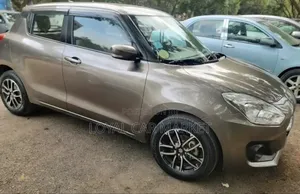 Suzuki Swift 2023 Gray