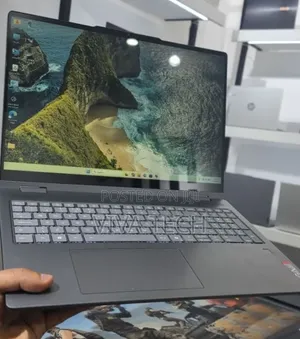 New Laptop Lenovo Yoga 2 16GB Intel Core Ultra 5 SSD 512GB