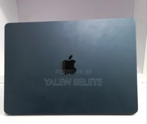 New Laptop Apple MacBook Air 2022 M2 8GB Apple M2 SSD 256GB