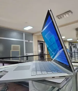New Laptop Microsoft Surface Book 3 16GB Intel Core i7 SSD 256GB