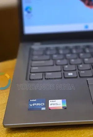 New Laptop Lenovo ThinkPad T14 16GB Intel Core i7 SSD 512GB