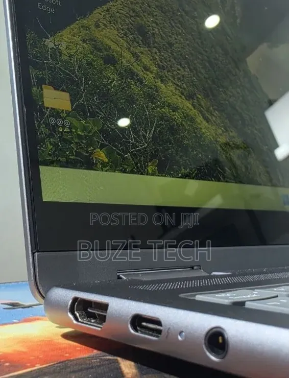 New Laptop Lenovo 16GB Intel Core Ultra 5 SSD 512GB