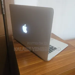 Laptop Apple MacBook Pro 2017 8GB Intel Core i5 SSD 500GB
