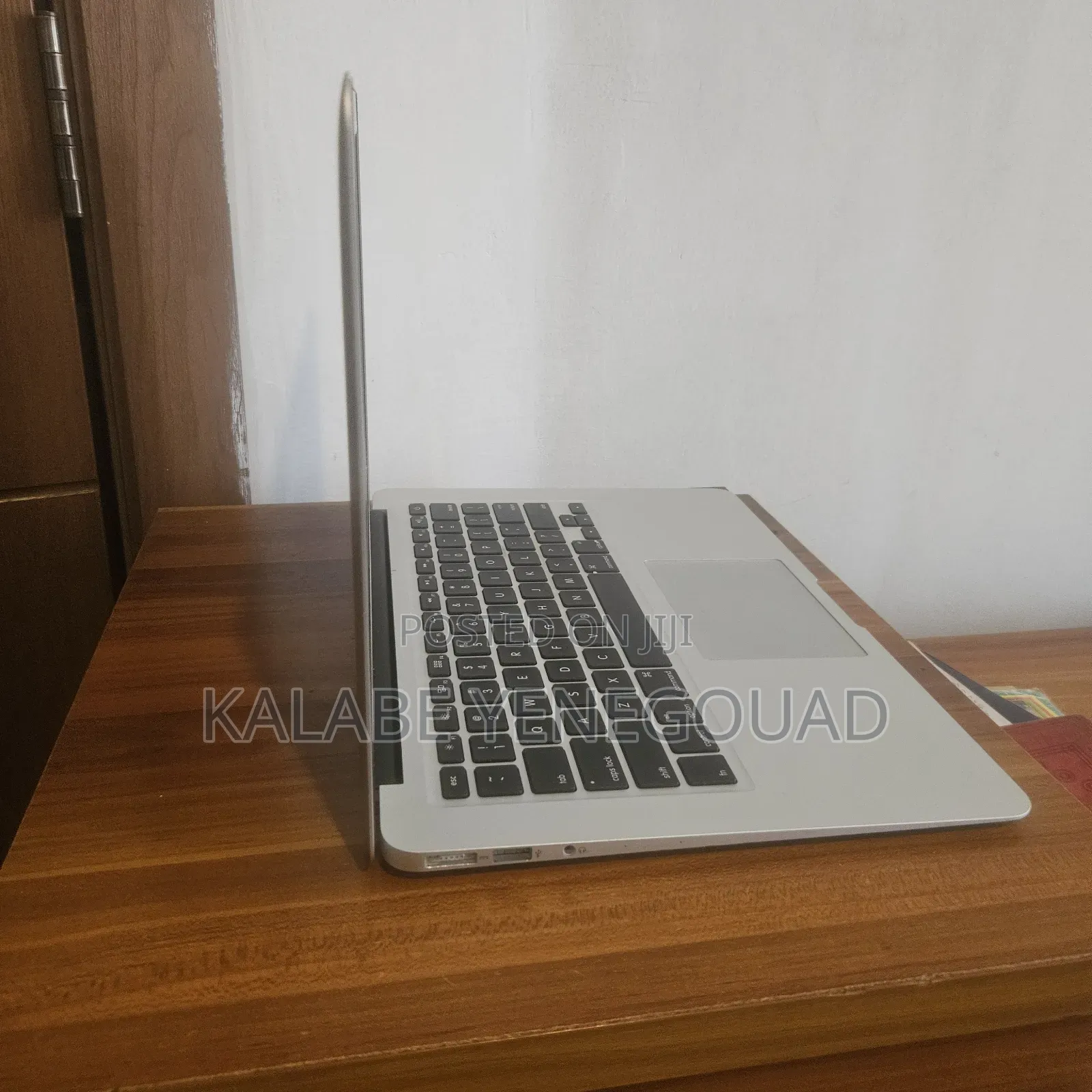 Laptop Apple MacBook Pro 2017 8GB Intel Core i5 SSD 500GB