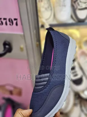 flat Shose