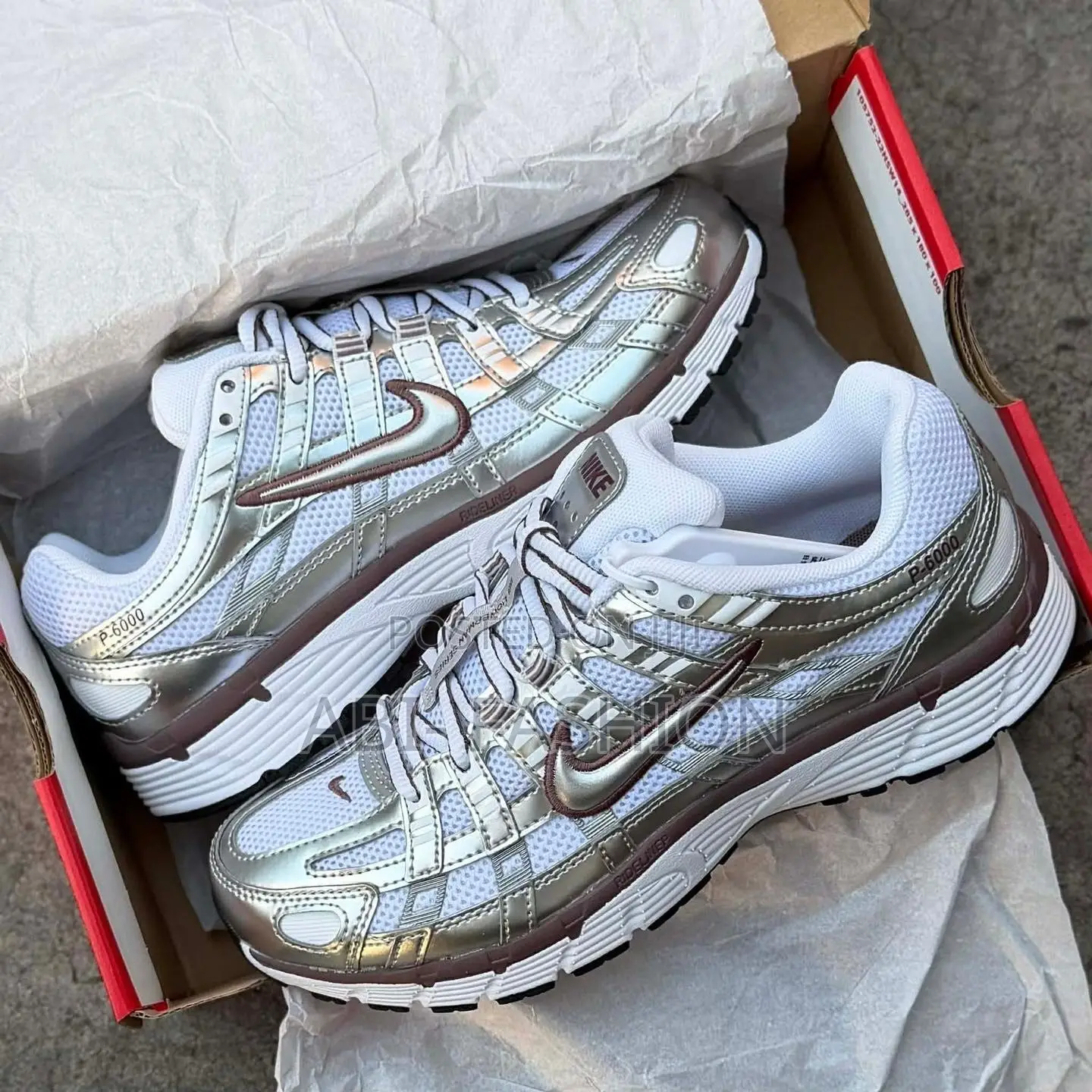 Nike P-6000 White/Metalic Silver