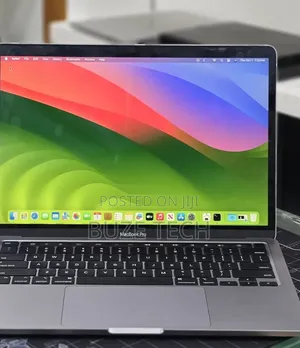 New Laptop Apple MacBook Pro 2020 8GB Apple M1 Pro SSD 512GB