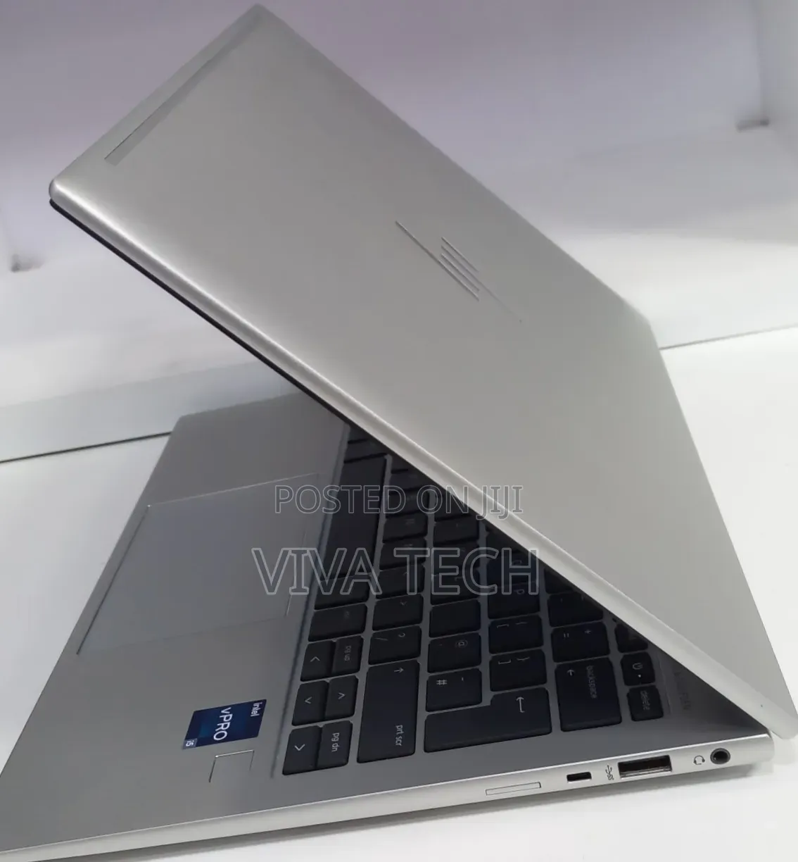 New Laptop HP EliteBook 830 G9 16GB Intel Core i5 SSD 512GB
