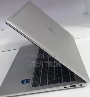 New Laptop HP EliteBook 830 G9 16GB Intel Core i5 SSD 512GB