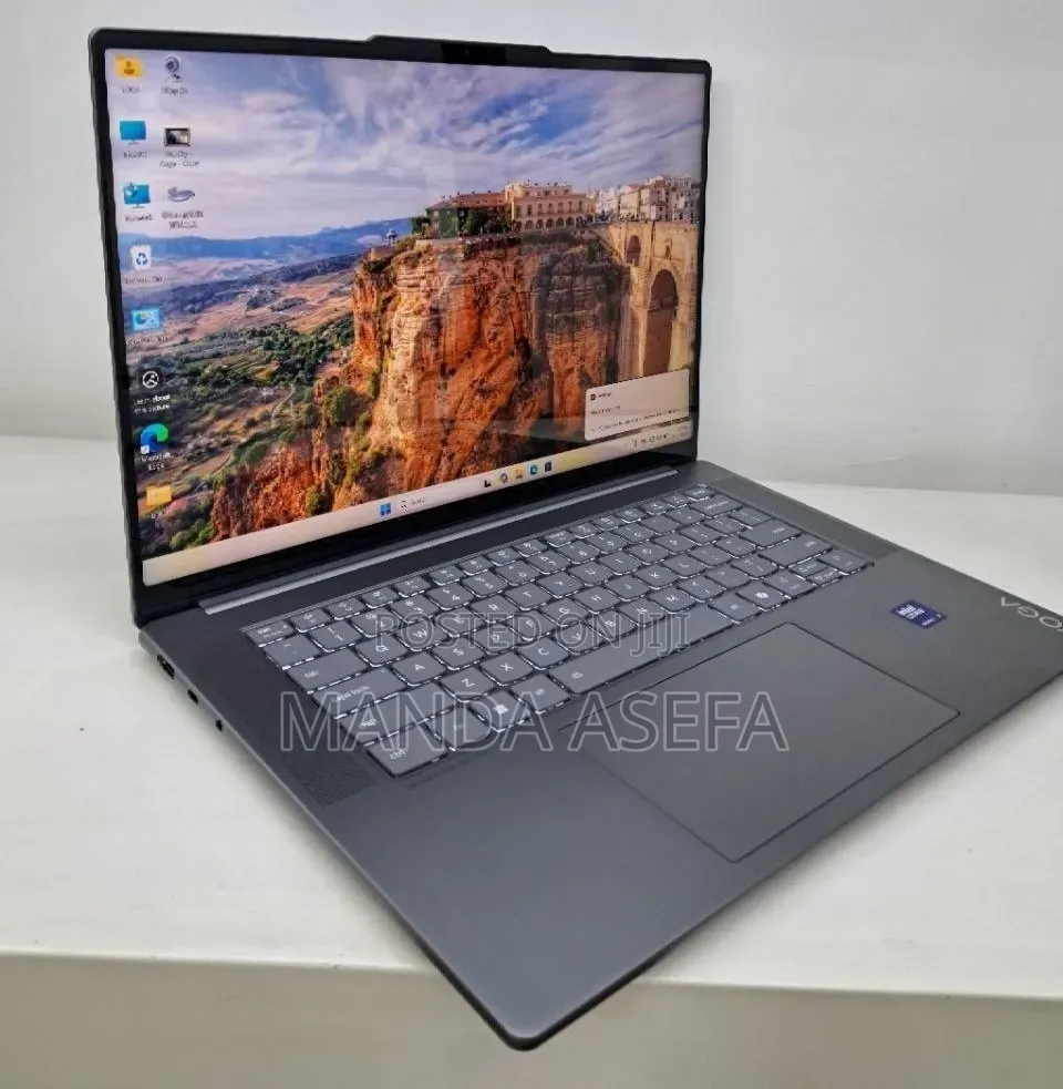 New Laptop Lenovo 32GB Intel Core Ultra 7 SSD 1T