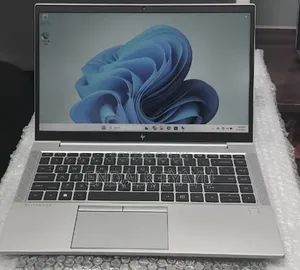New Laptop HP EliteBook 840 G8 16GB AMD Ryzen 5 SSD 512GB
