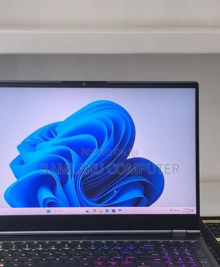 New Laptop Lenovo Legion 7 16GB Intel Core i7 SSD 512GB