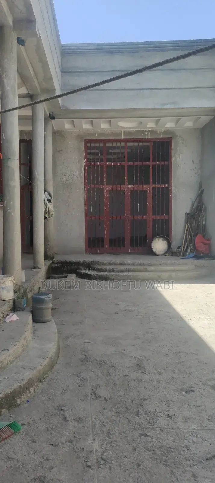 8bdrm House in Bishoftu Dukem, East Shewa for sale