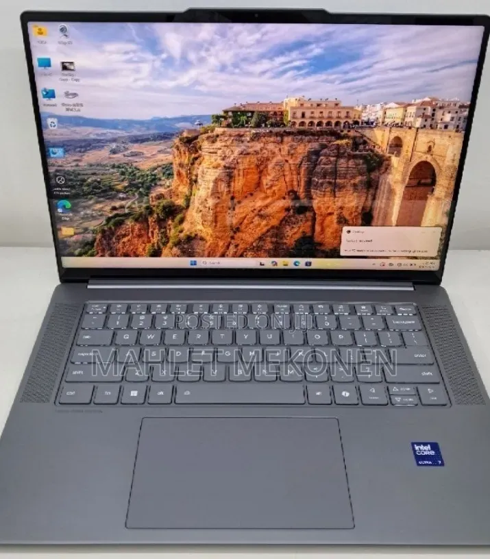 New Laptop Lenovo Yoga 11e 32GB Intel Core Ultra 7 SSD 1T
