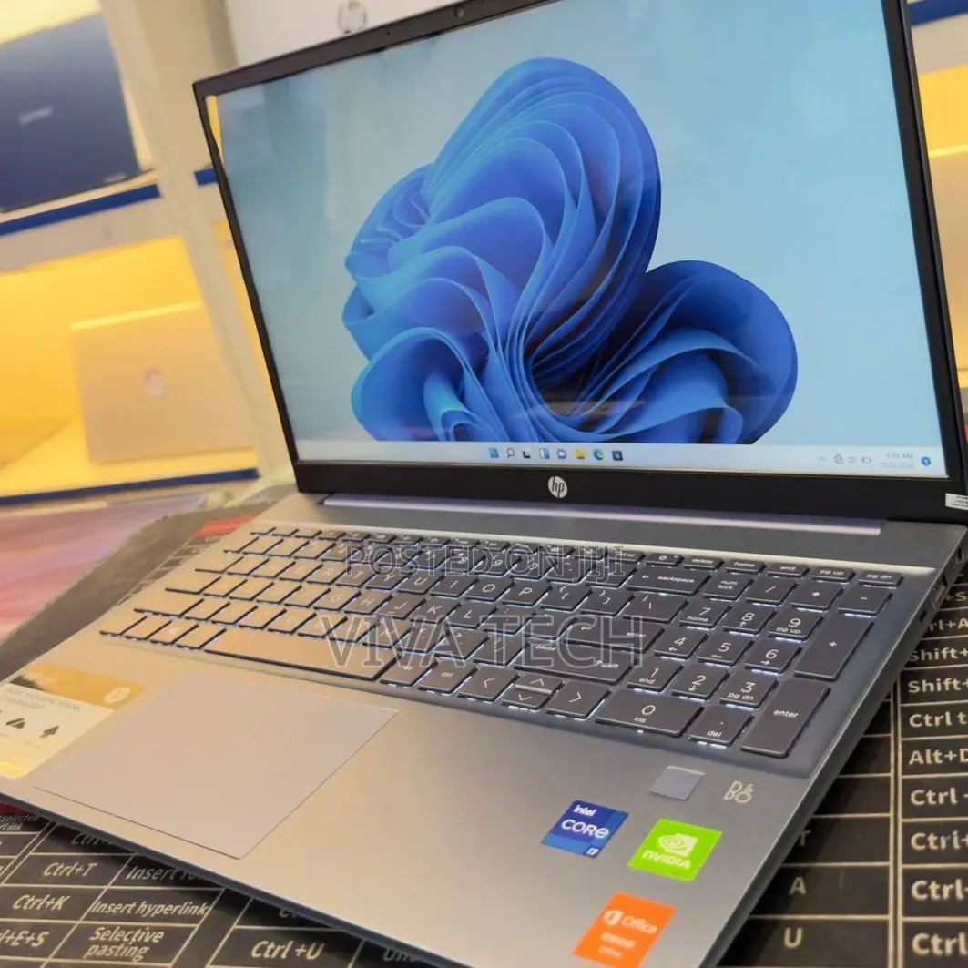 New Laptop HP Pavilion 15 16GB Intel Core i7 SSD 512GB
