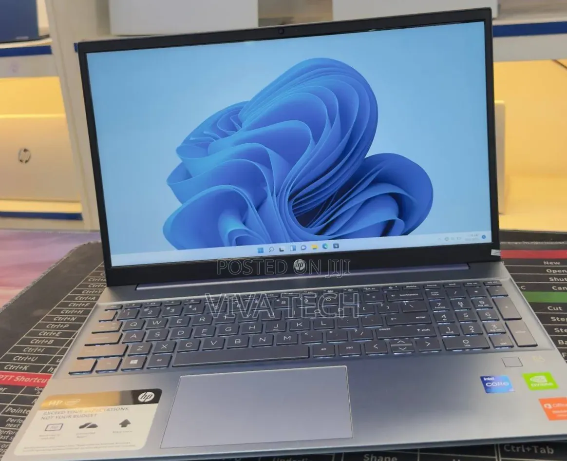 New Laptop HP Pavilion 15 16GB Intel Core i7 SSD 512GB