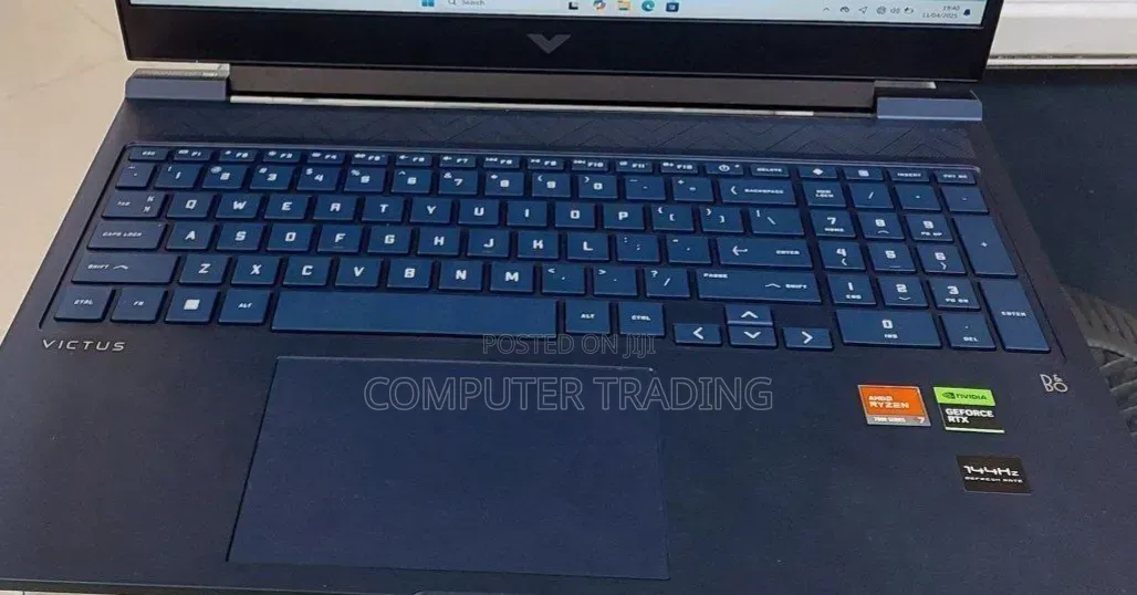 New Laptop HP Victus 16 8GB AMD Ryzen 7 SSD 1T