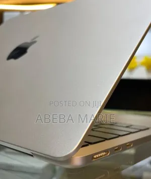 New Laptop Apple MacBook Air 2025 M4 16GB Apple M4 SSD 512GB