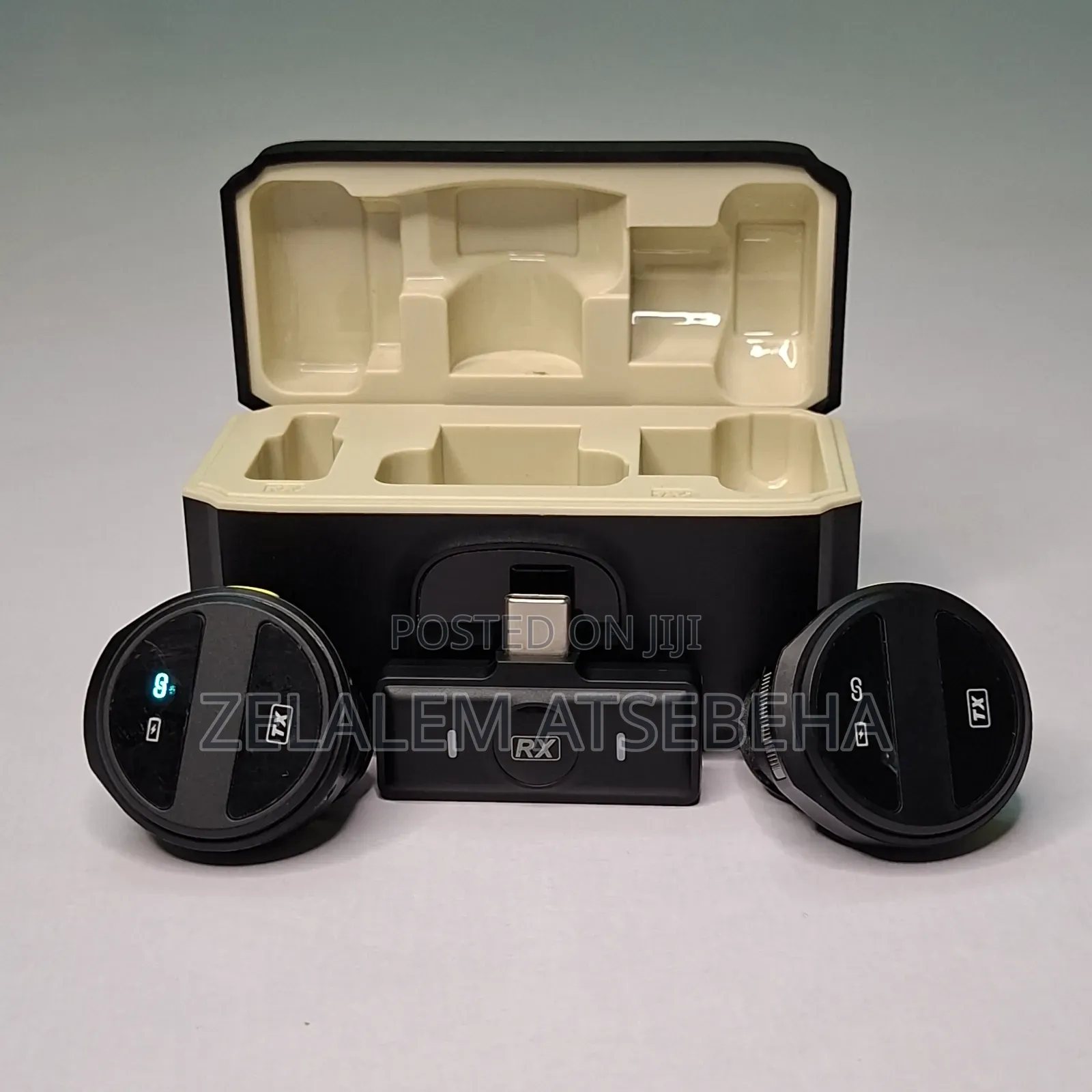 Product: Wireless Microphone