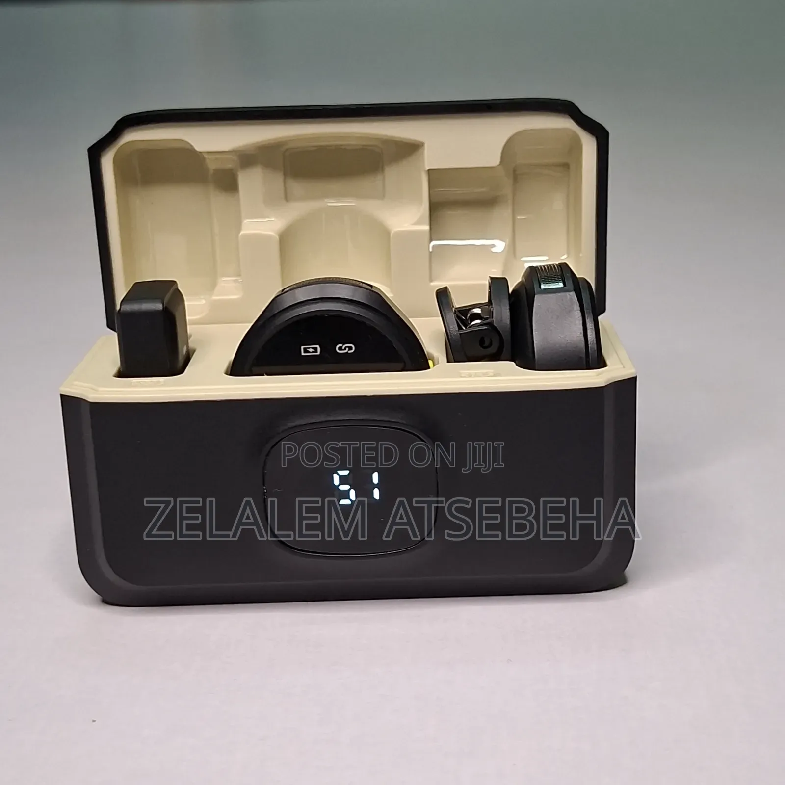 Product: Wireless Microphone