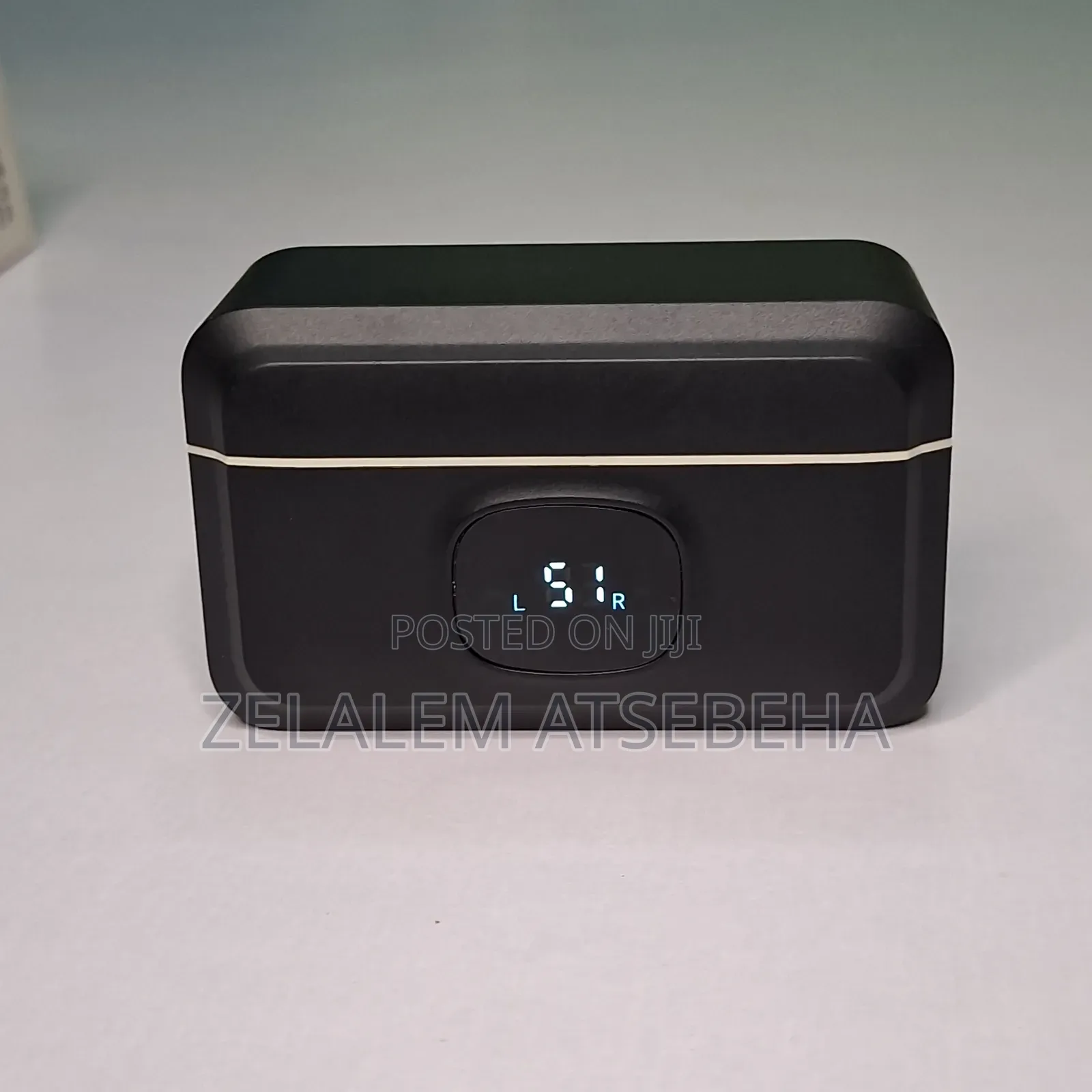 Product: Wireless Microphone