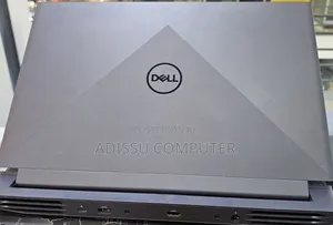 New Laptop Dell G15 5520 16GB Intel Core i7 SSD 512GB