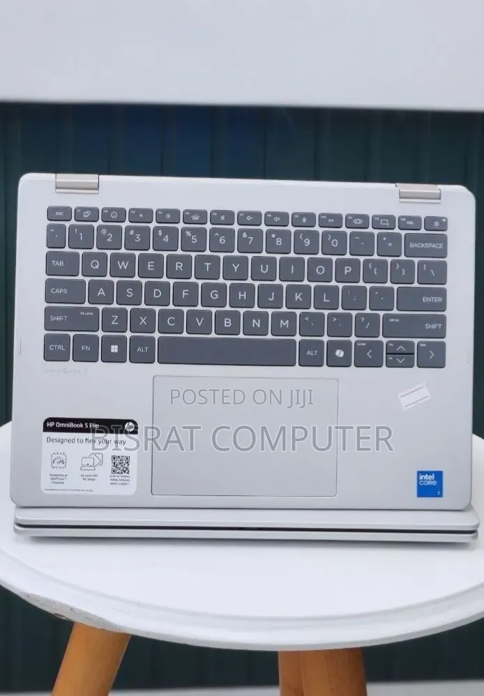 New Laptop HP OmniBook 5 14" 16GB Intel Core Ultra 7 SSD 1T