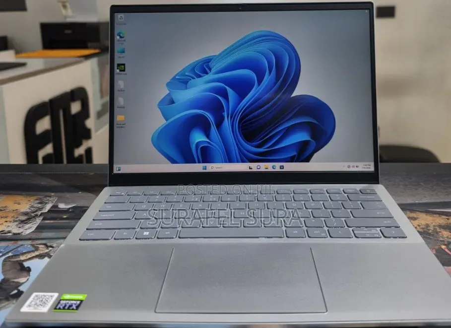 New Laptop Dell Inspiron 15 16GB Intel Core i7 SSD 512GB