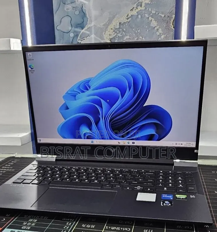 New Laptop HP Victus 16 16GB Intel Core i5 SSD 512GB