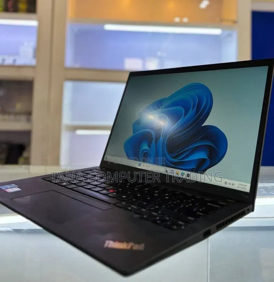 New Laptop Lenovo ThinkPad T14s Gen 1 16GB Intel Core i7 SSD 512GB