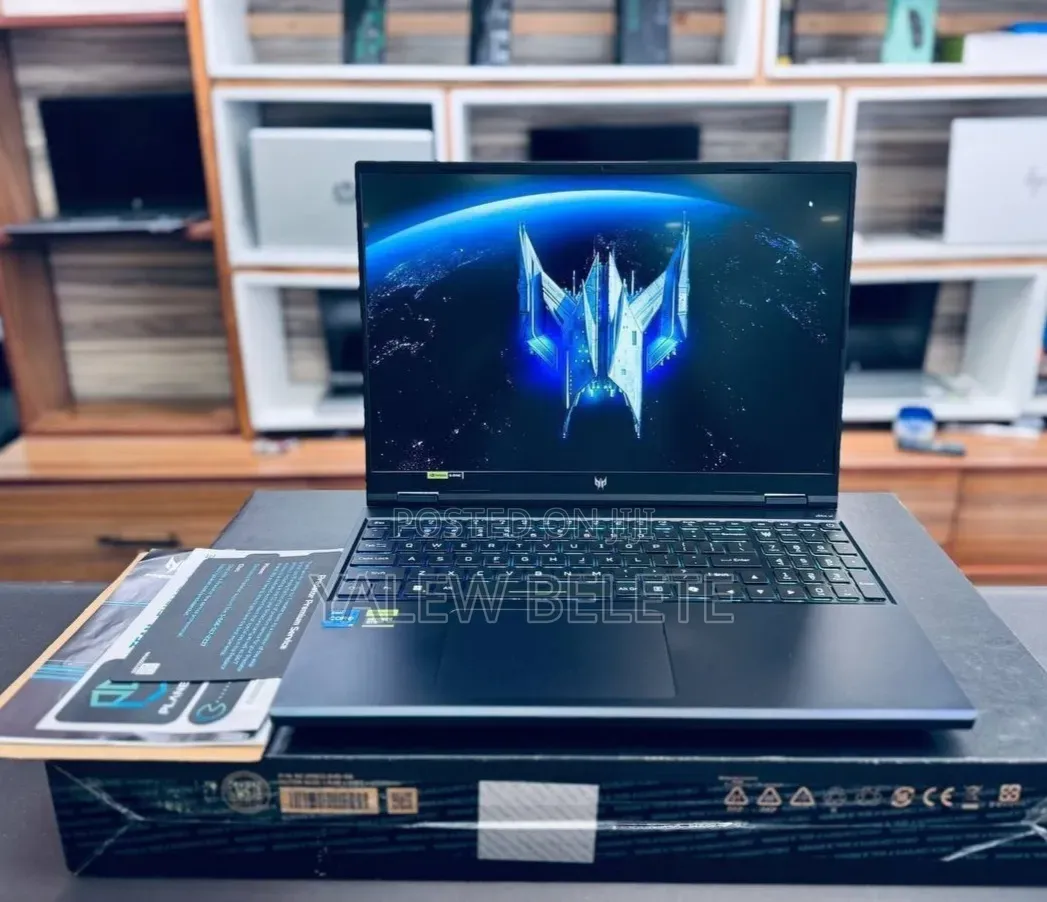 New Laptop Acer Predator Helios 16 16GB Intel Core i9 SSD 1T