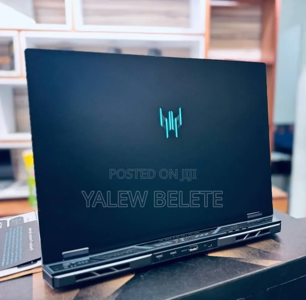 New Laptop Acer Predator Helios 16 16GB Intel Core i9 SSD 1T