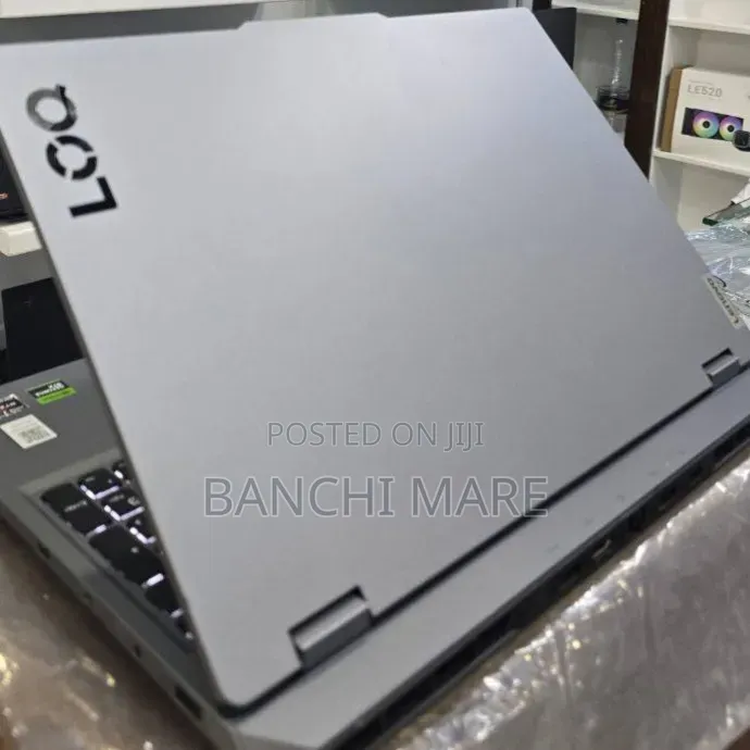 New Laptop Lenovo LOQ 15ARP9 16GB AMD Ryzen 5 SSD 512GB