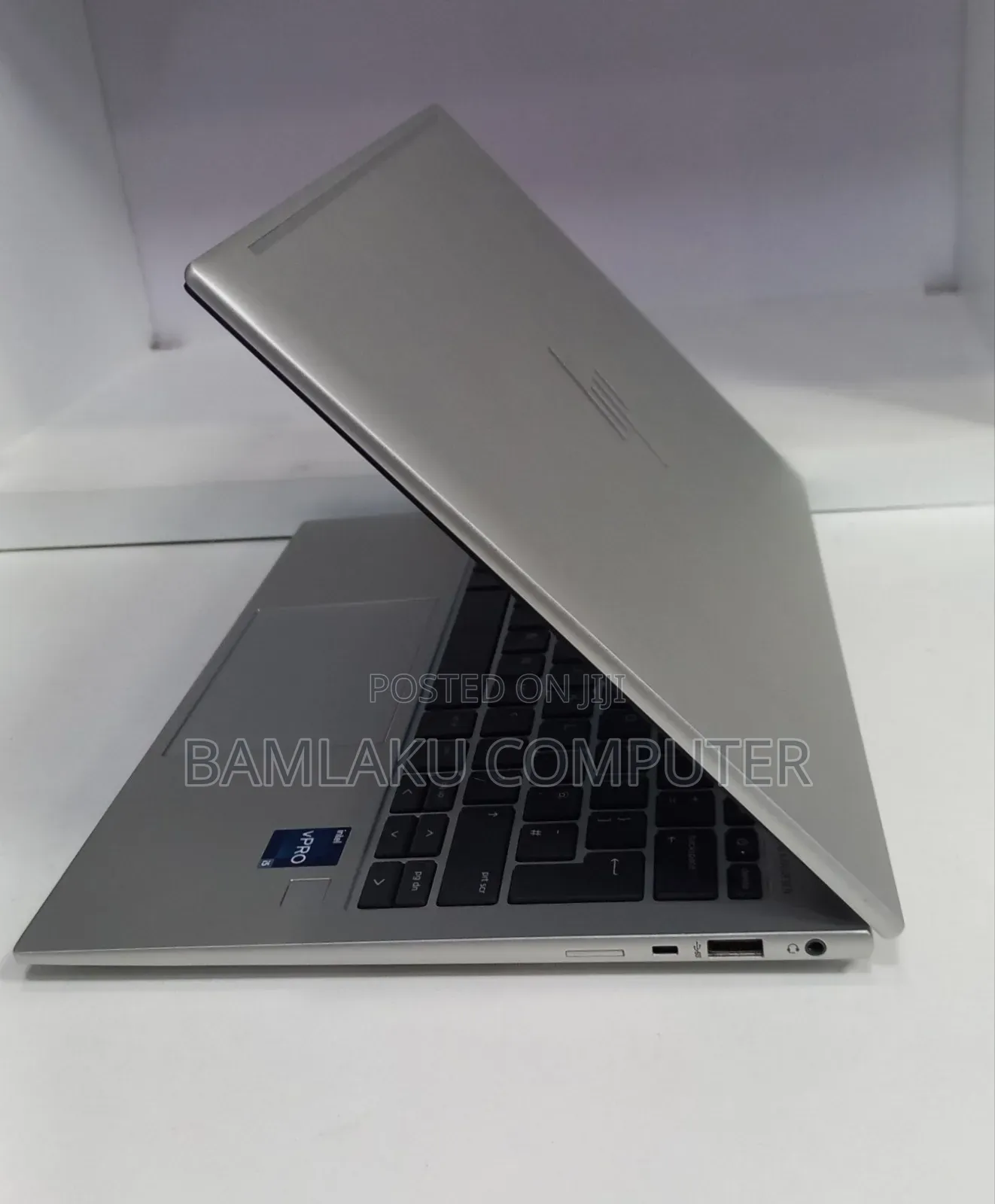 New Laptop HP EliteBook 830 G9 16GB Intel Core i5 SSD 512GB