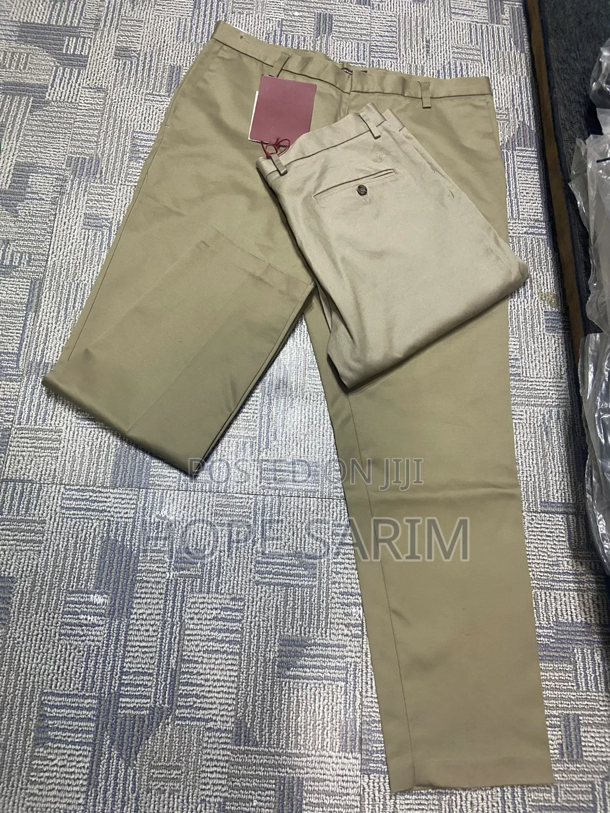Premium Men's Khaki Chino Pants –