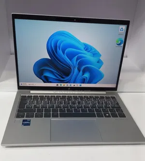 New Laptop HP EliteBook 830 G9 16GB Intel Core i5 SSD 512GB