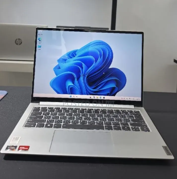 New Laptop Lenovo Ideapad 3 16GB AMD Ryzen 7 SSD 512GB