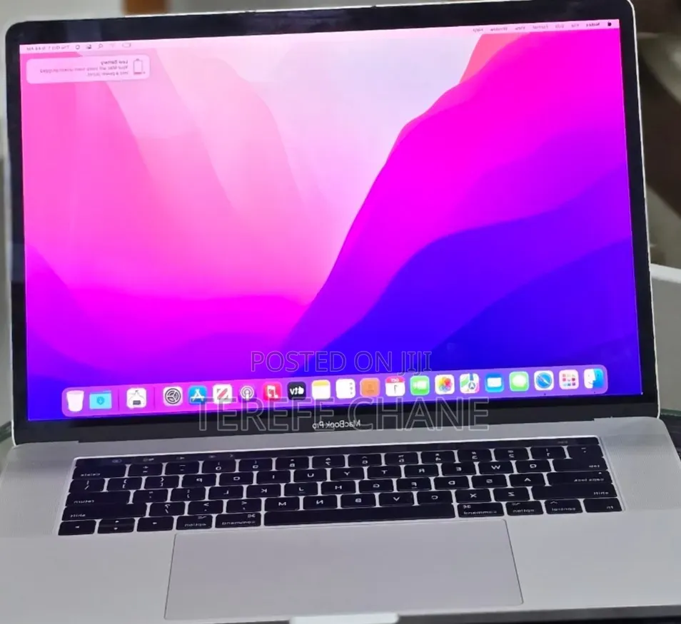 New Laptop Apple MacBook Pro 2019 16GB Intel Core i7 SSD 512GB
