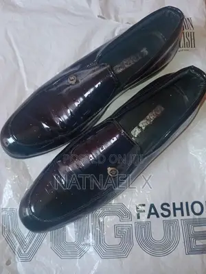 Men's Black Glossy Formal Loafers