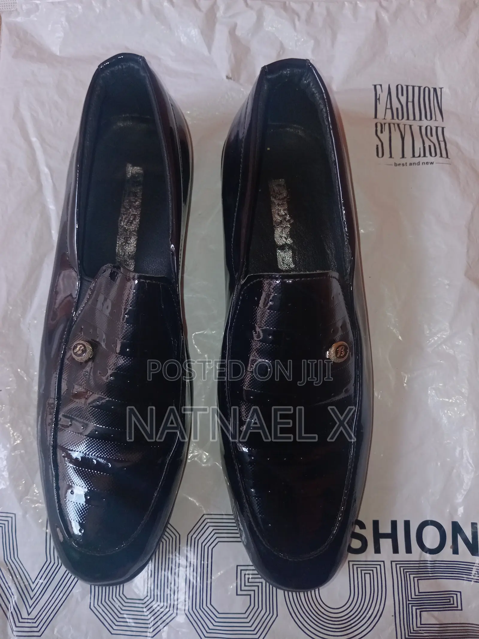 Men's Black Glossy Formal Loafers