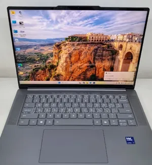 New Laptop Lenovo 32GB Intel Core Ultra 7 SSD 1T