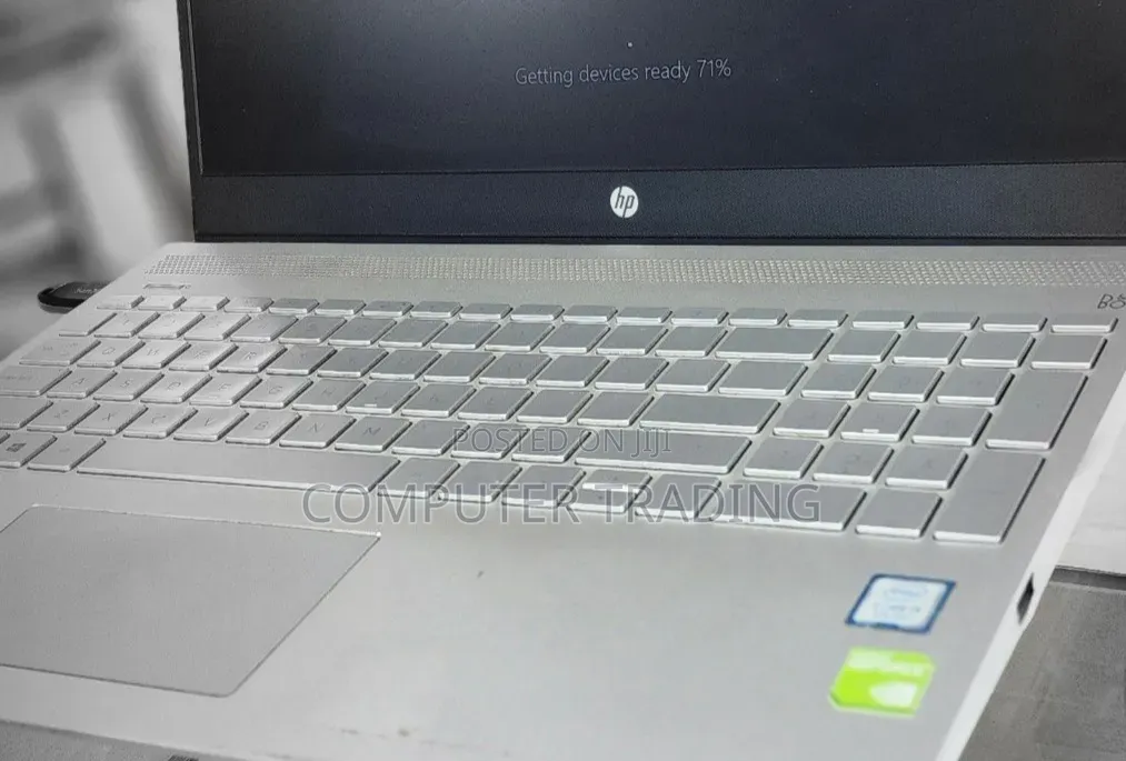 New Laptop HP Pavilion 15 8GB Intel Core i5 HDD 2T